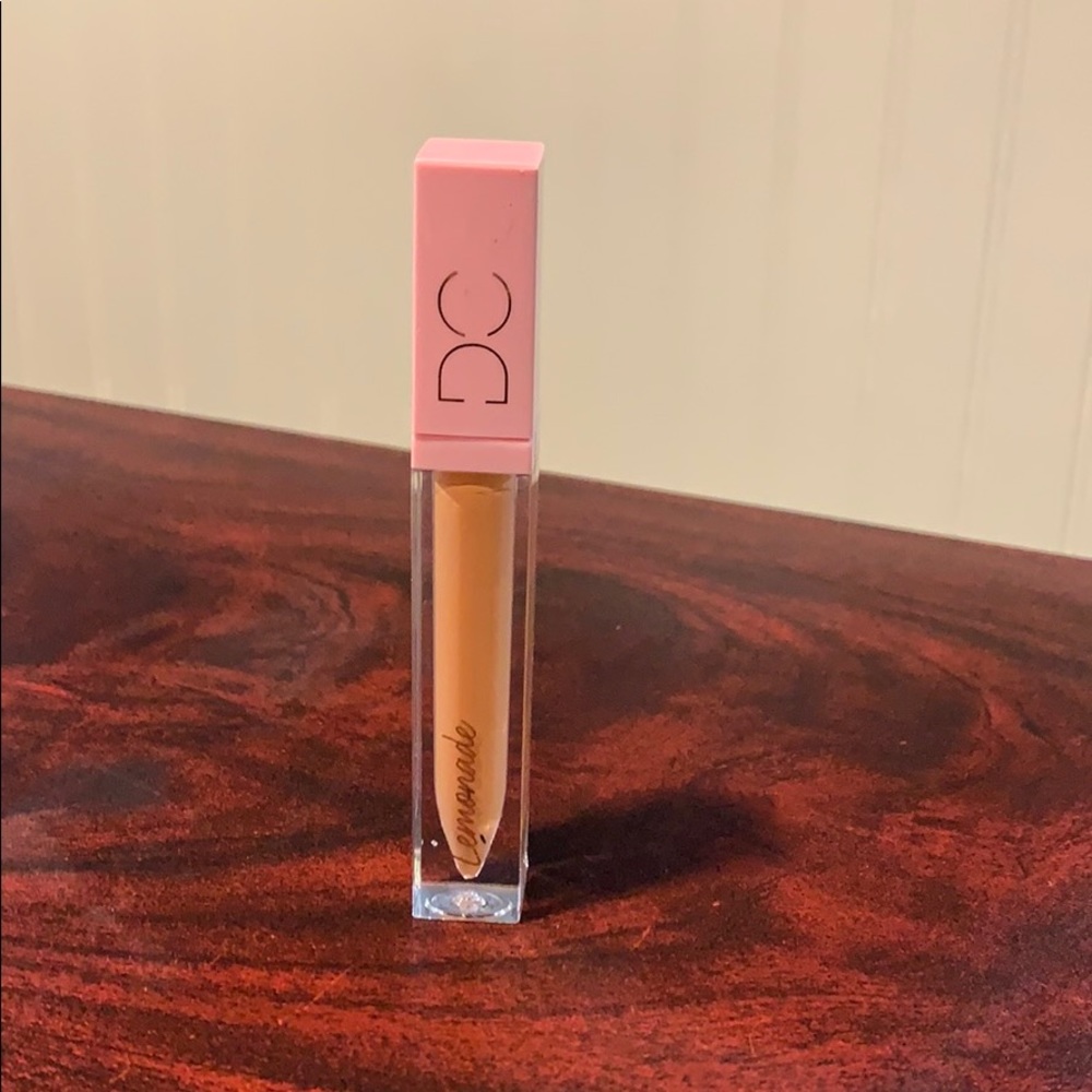 Dominique Cosmetics Sweet Tea Lip Gloss